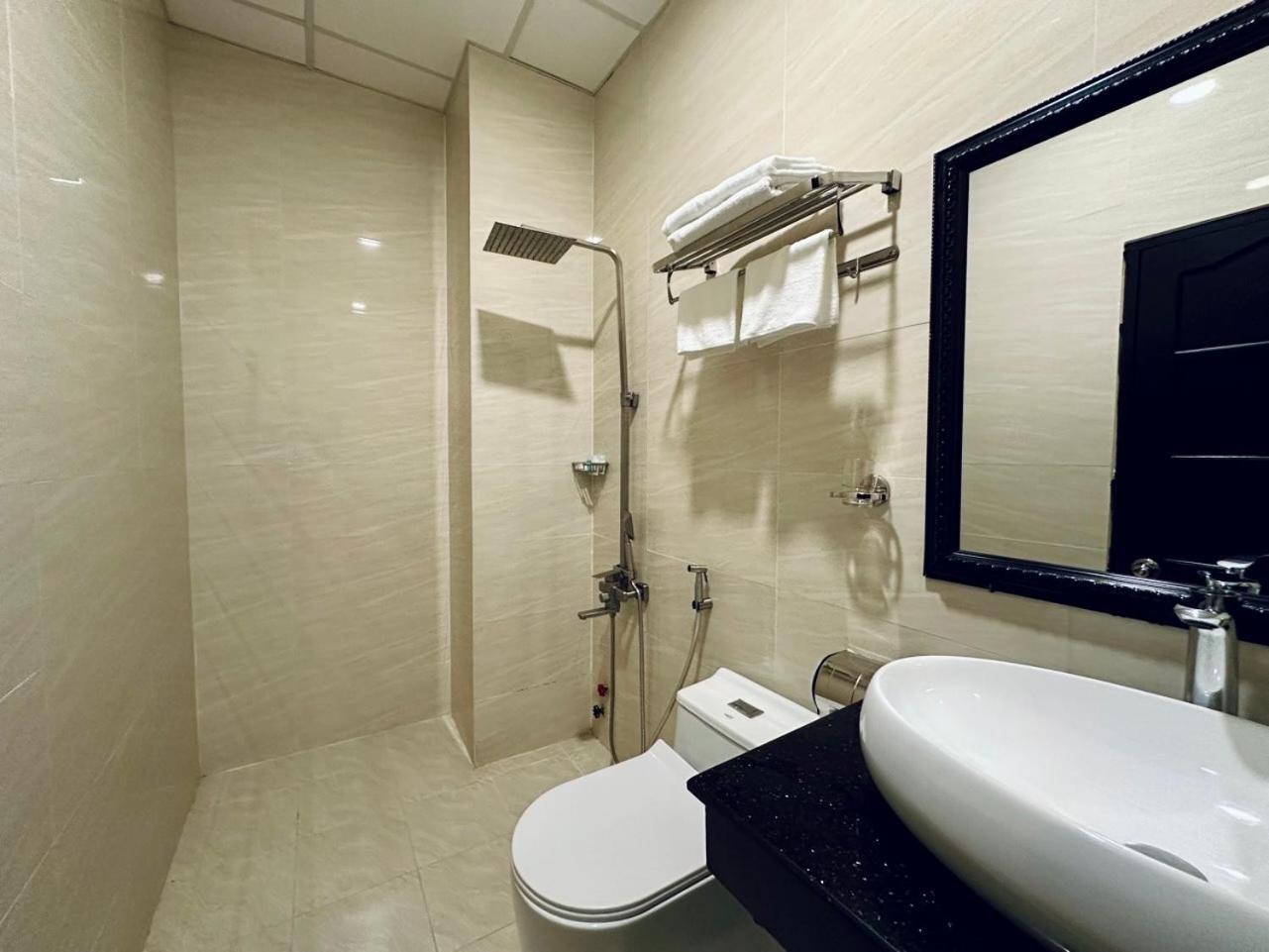 Lion Hotel Кантхо Екстер'єр фото