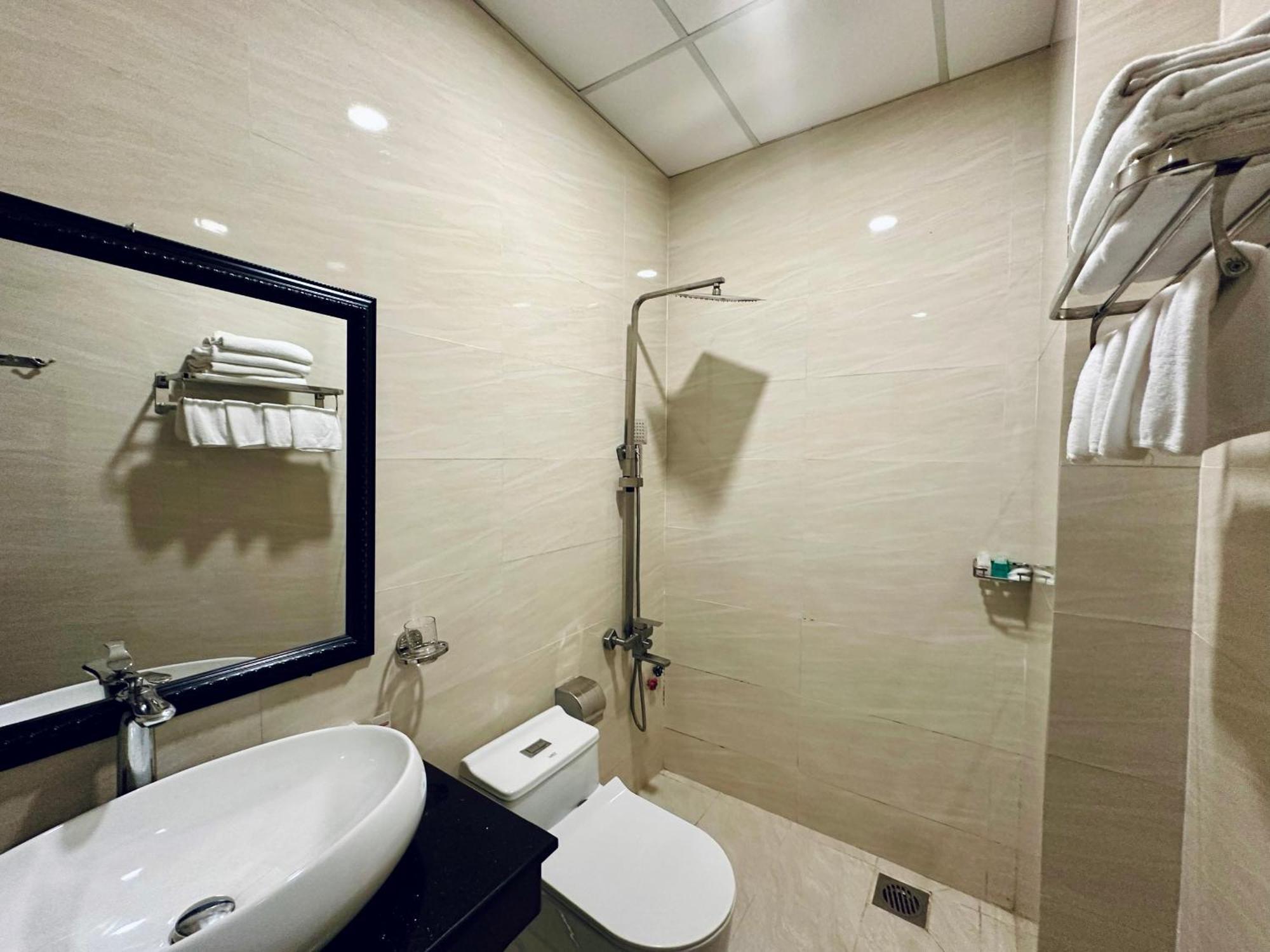 Lion Hotel Кантхо Екстер'єр фото